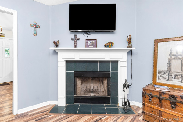 187 Hickory Trail