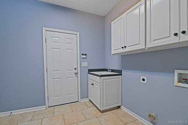 78 William Circle