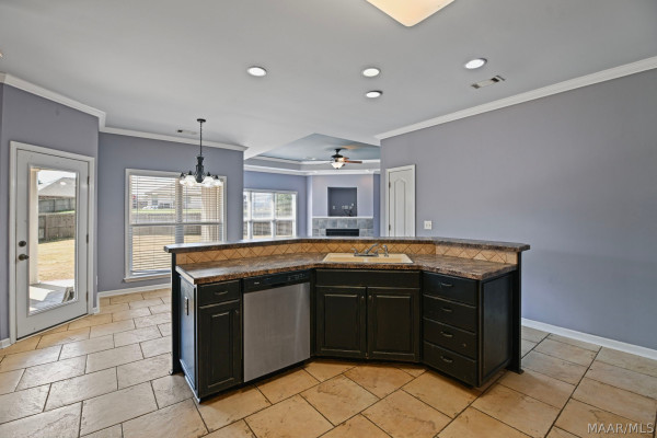 78 William Circle