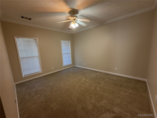 6909 SANDFIELD Drive