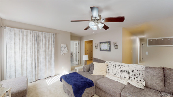 1643 Deatsville Highway