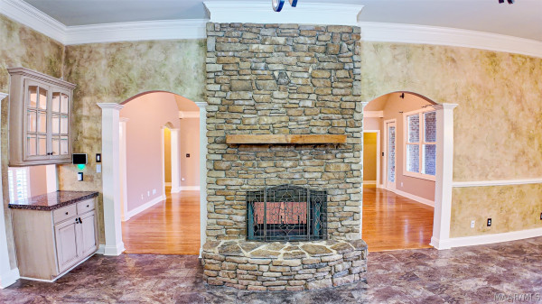 8696 Huntingdon Ridge Lane