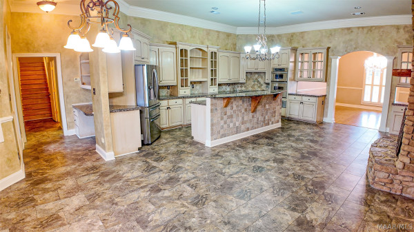 8696 Huntingdon Ridge Lane