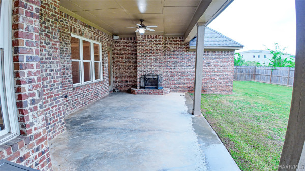 8696 Huntingdon Ridge Lane