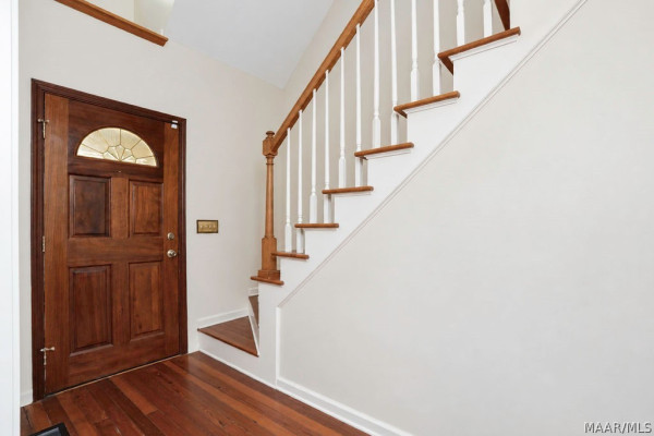 225 Mercer Road