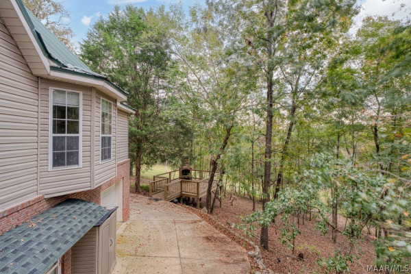 225 Mercer Road