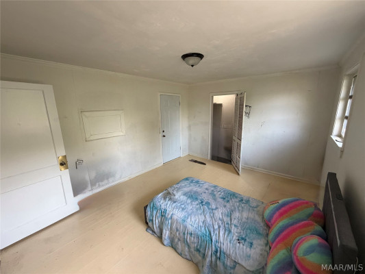 445 Dericote Street
