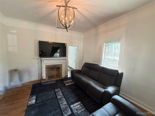 445 Dericote Street