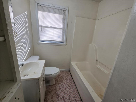 222 Empire Road