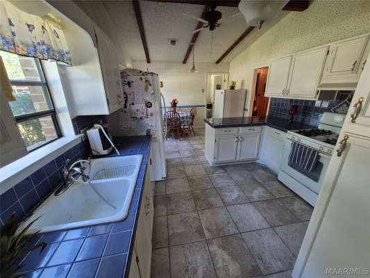 3200 Riderwood Drive