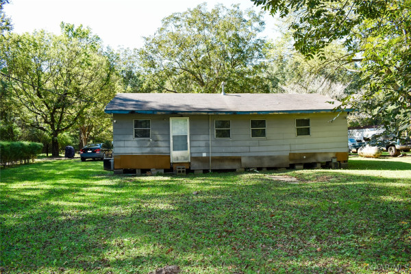 4530 Lakeshore Drive