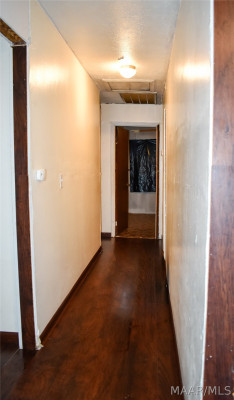 4530 Lakeshore Drive