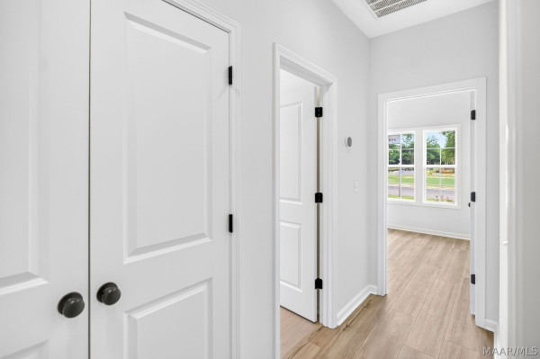 348 Crestwood Circle