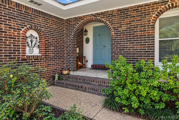 1363 Pine Ridge Road