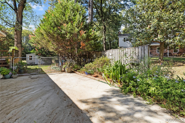 1363 Pine Ridge Road