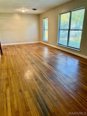 4738 COVENTRY Road