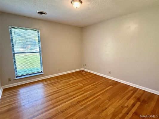 4738 COVENTRY Road
