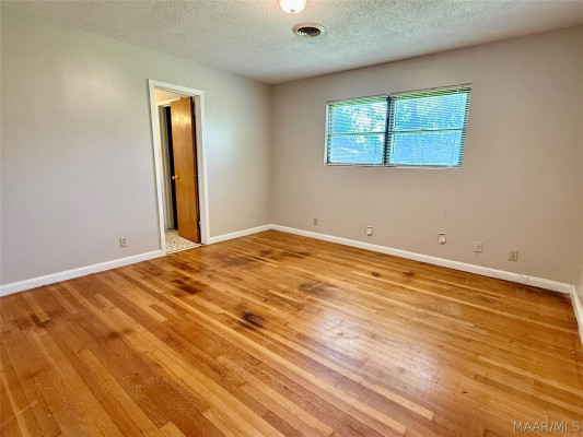 4738 COVENTRY Road