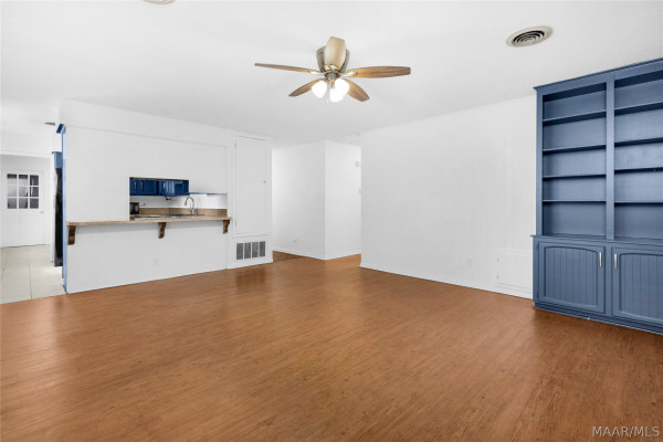 218 Bowling Green Drive