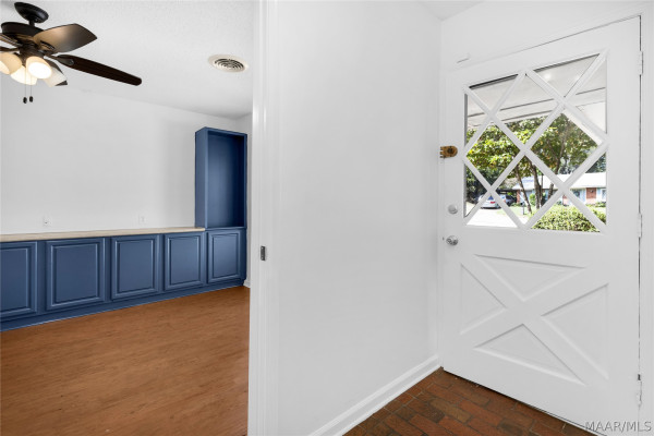218 Bowling Green Drive