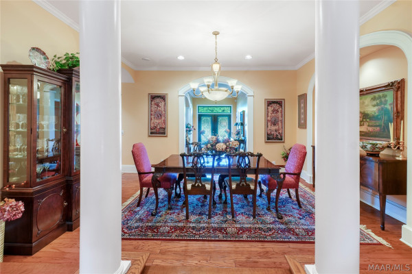 2238 Vaughn Lane