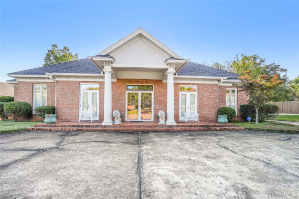 2238 Vaughn Lane
