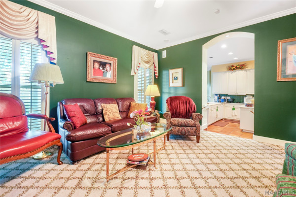 2238 Vaughn Lane