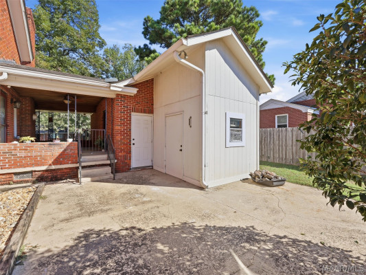 2732 Brevard Avenue