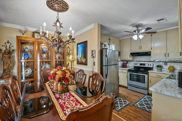 2813 Country Brook Drive