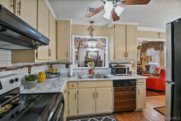 2813 Country Brook Drive