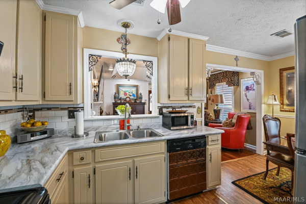 2813 Country Brook Drive