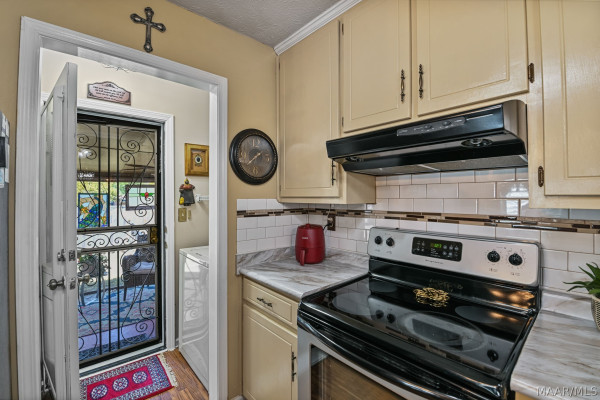 2813 Country Brook Drive