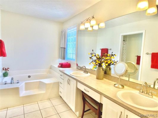 618 Forest Trail