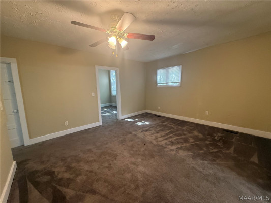 122 S Capitol Parkway