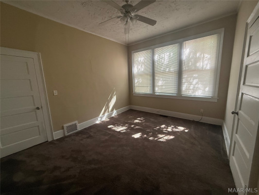122 S Capitol Parkway