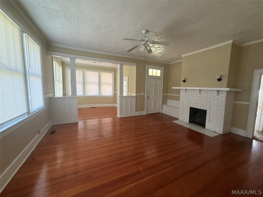 122 S Capitol Parkway