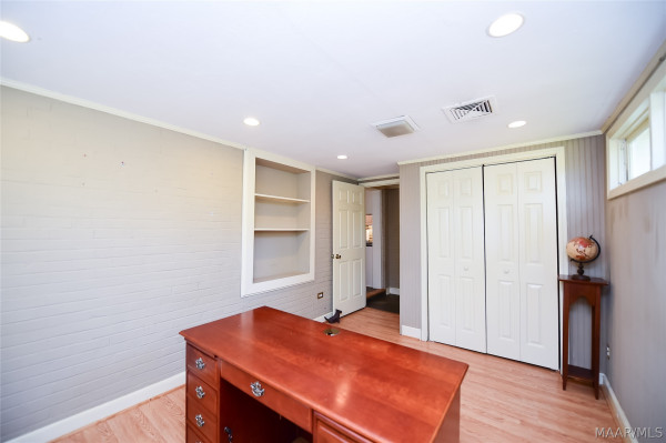 1429 NARROW LANE Court