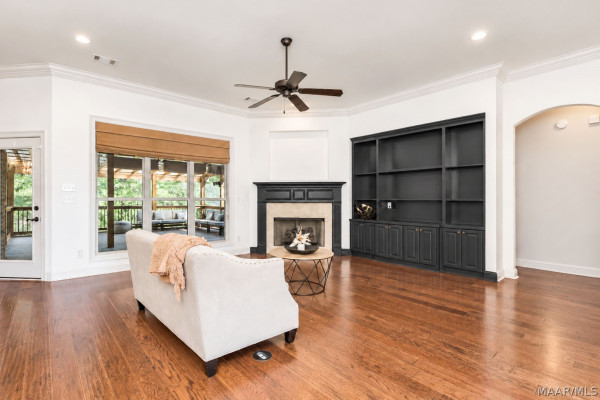 119 Chimney Ridge