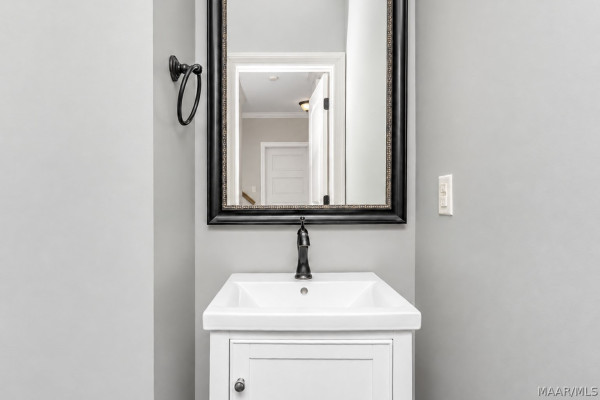 119 Chimney Ridge