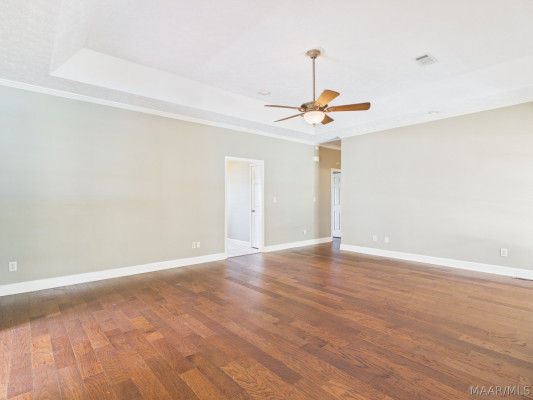 1549 Tara Lane