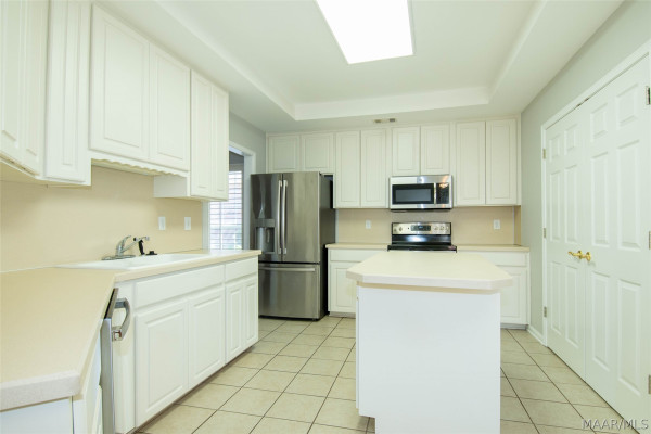 8243 Wexford Trace