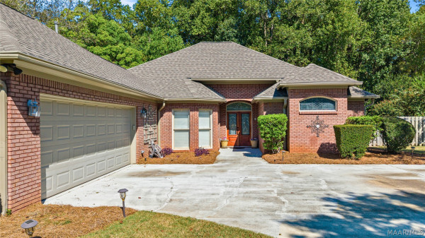732 TOWNE LAKE Drive