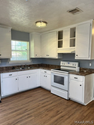 3357 Meadow Lane