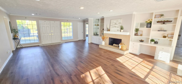 2009 Bowen Drive