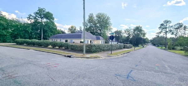 2009 Bowen Drive