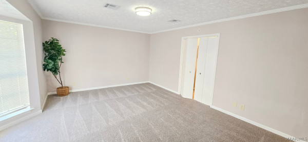 2009 Bowen Drive
