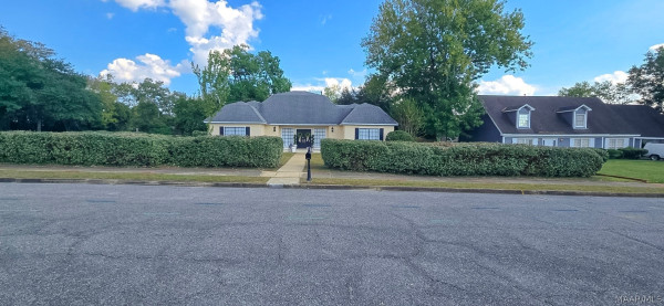 2009 Bowen Drive