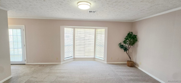 2009 Bowen Drive