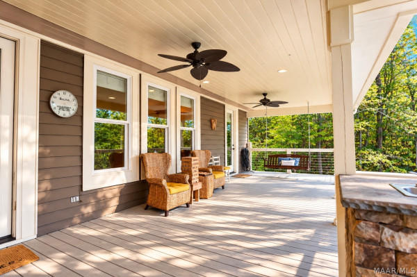 24 Pine Point
