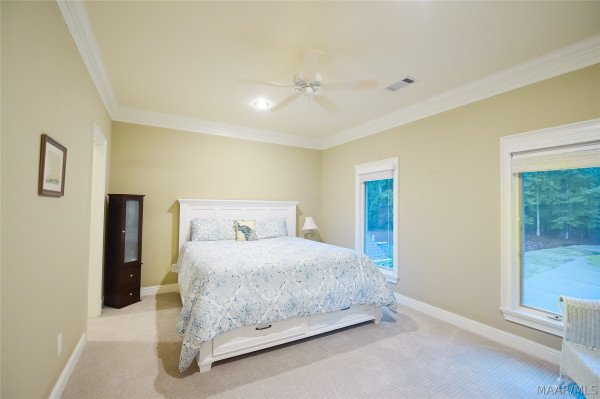 24 Pine Point